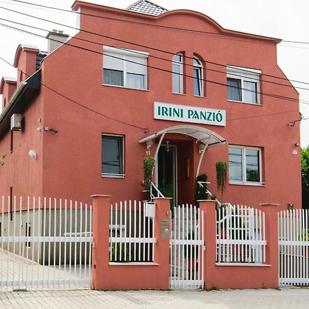 Irini Panzio Hotel บูดาเปสต์ ภายนอก รูปภาพ